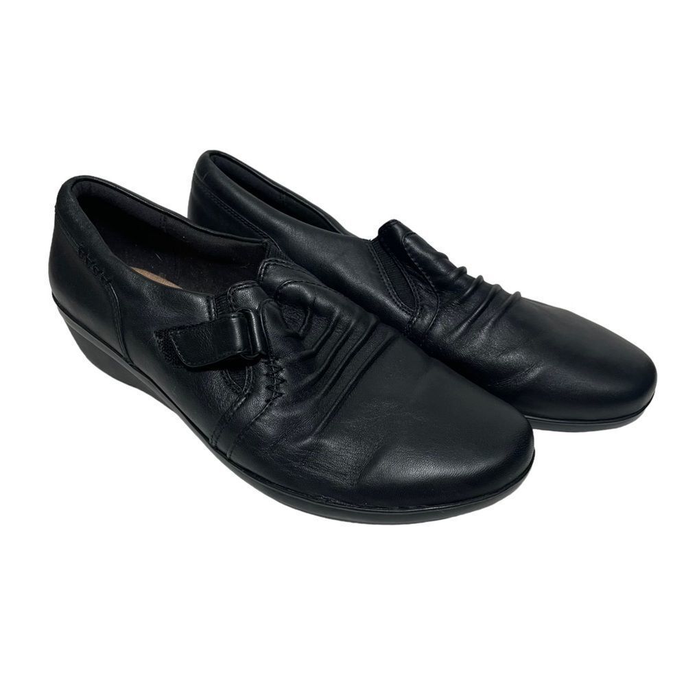Clarks Black Leather Casual Clogs